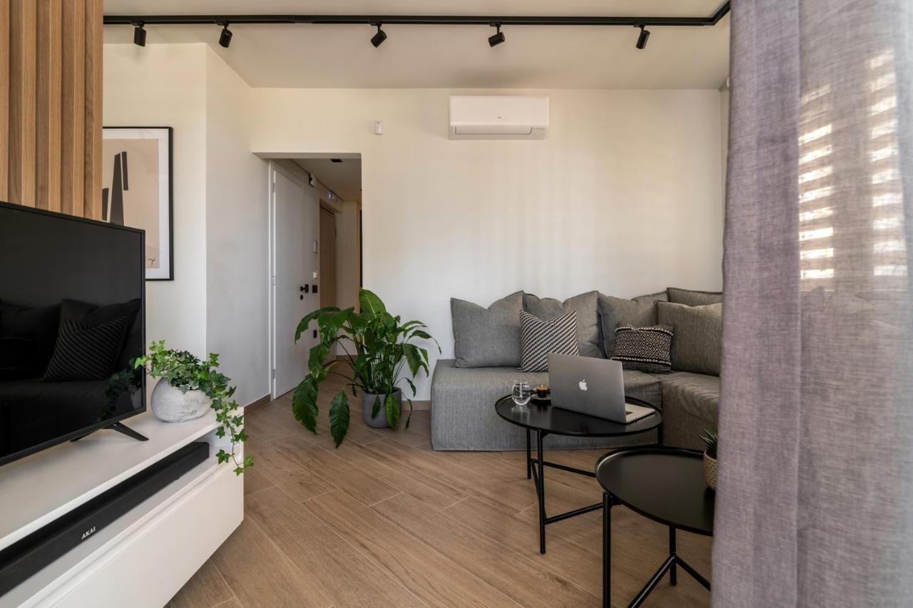 Point Ephemere Beachfront Apartments ザキントス エクステリア 写真