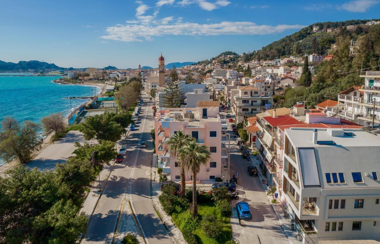 Point Ephemere Beachfront Apartments ザキントス エクステリア 写真