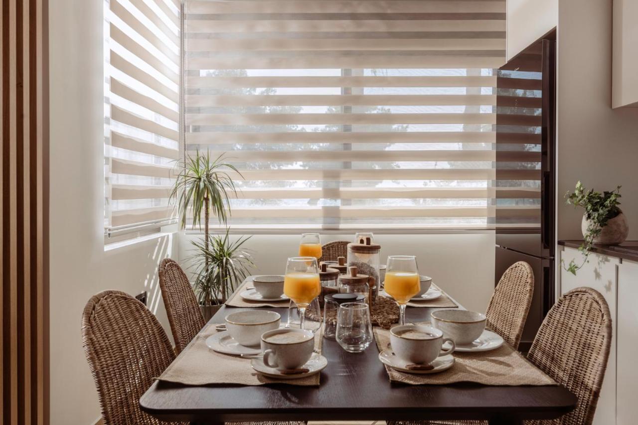 Point Ephemere Beachfront Apartments ザキントス エクステリア 写真
